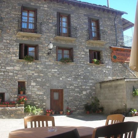 Apartamentos Casa Gallan Sarvisé Екстериор снимка