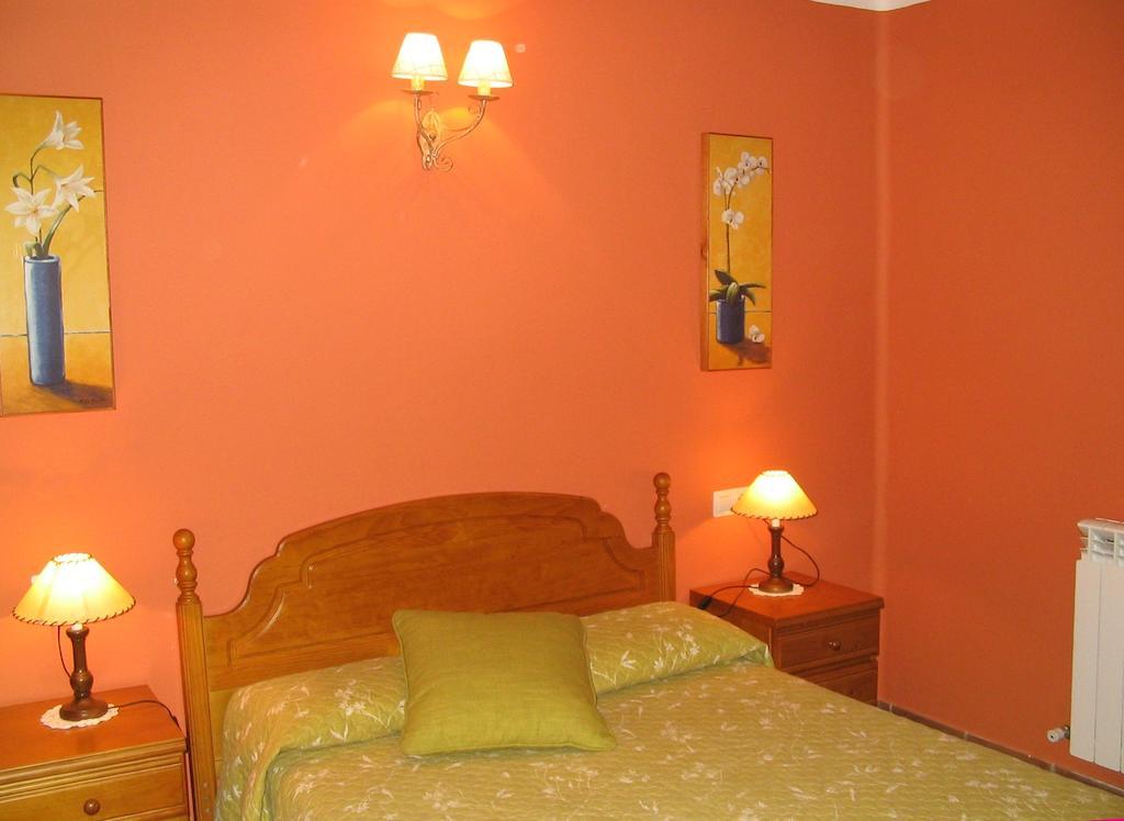Apartamentos Casa Gallan Sarvisé Стая снимка