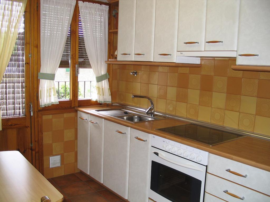 Apartamentos Casa Gallan Sarvisé Стая снимка