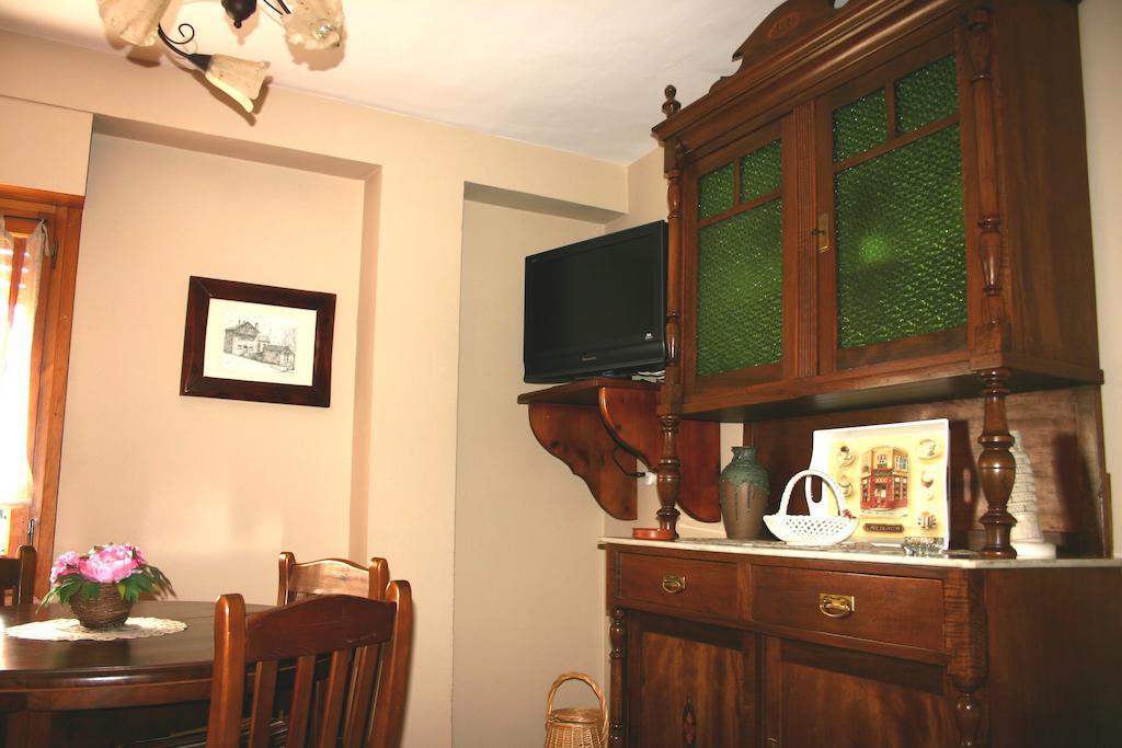 Apartamentos Casa Gallan Sarvisé Стая снимка