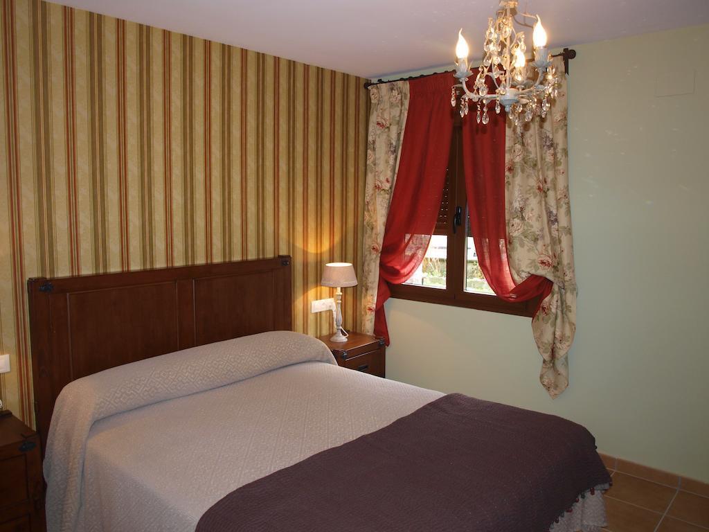 Apartamentos Casa Gallan Sarvisé Стая снимка